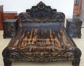 Giường ngủ cổ điển gỗ mun sọc quý hiếm