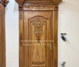 Mẫu cửa phòng tân cổ điển gỗ gõ đỏ CP26GD