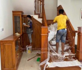 Thi công mẫu cầu thang gỗ gõ đỏ CT07GD