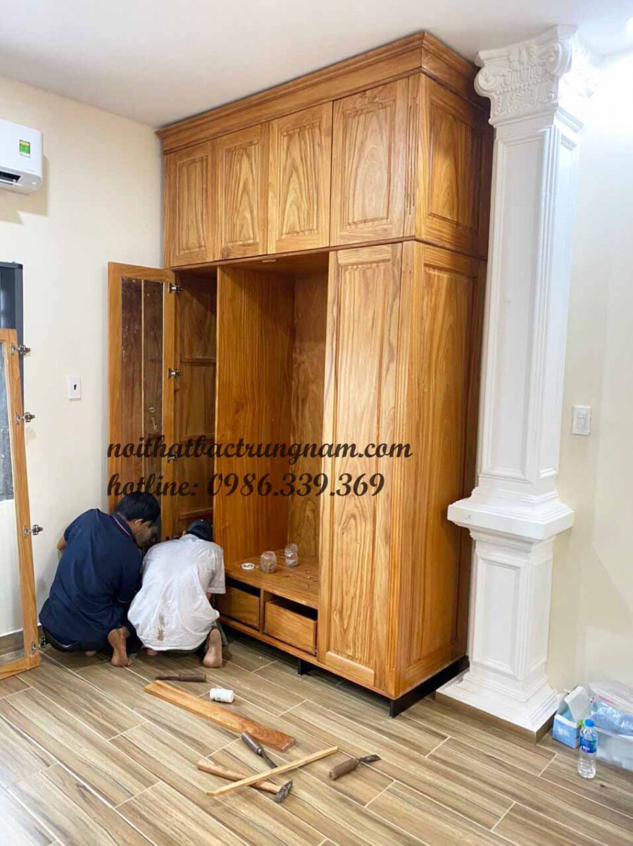 mẫu tủ áo 4 cánh 3 buồng 2 tầng gỗ gõ đỏ cao cấp