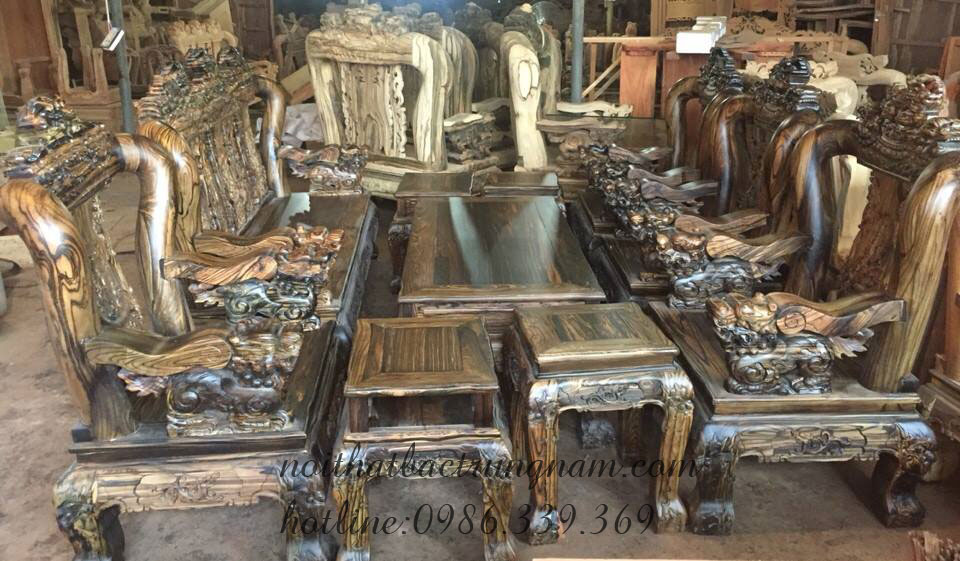 ban-ghe-phong-khach-go-mun