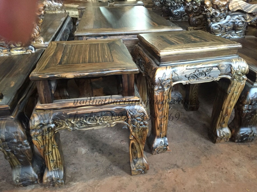 ban-ghe-phong-khach-go-mun