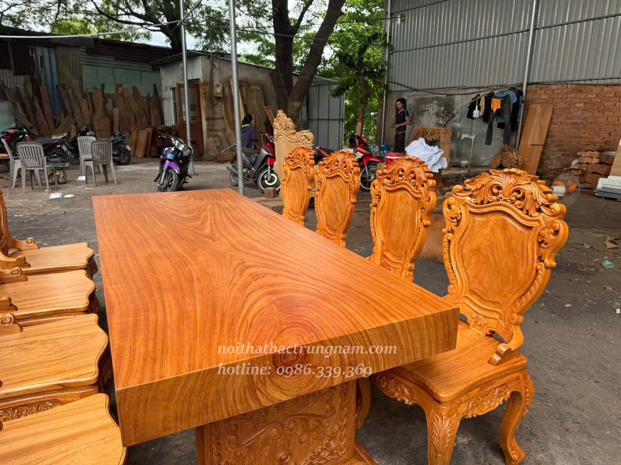 Bộ bàn ghế ăn 8 ghế gỗ gõ đỏ cao cấp BA10GD