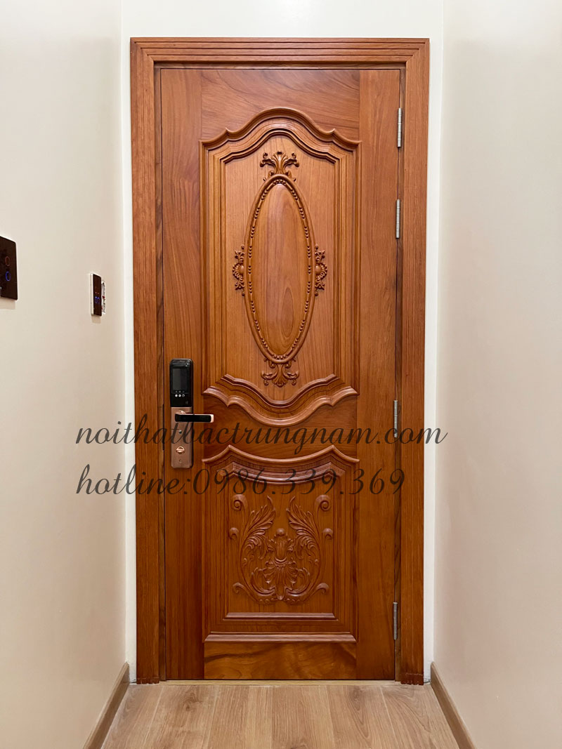 cánh cửa phòng ngủ tân cổ điển