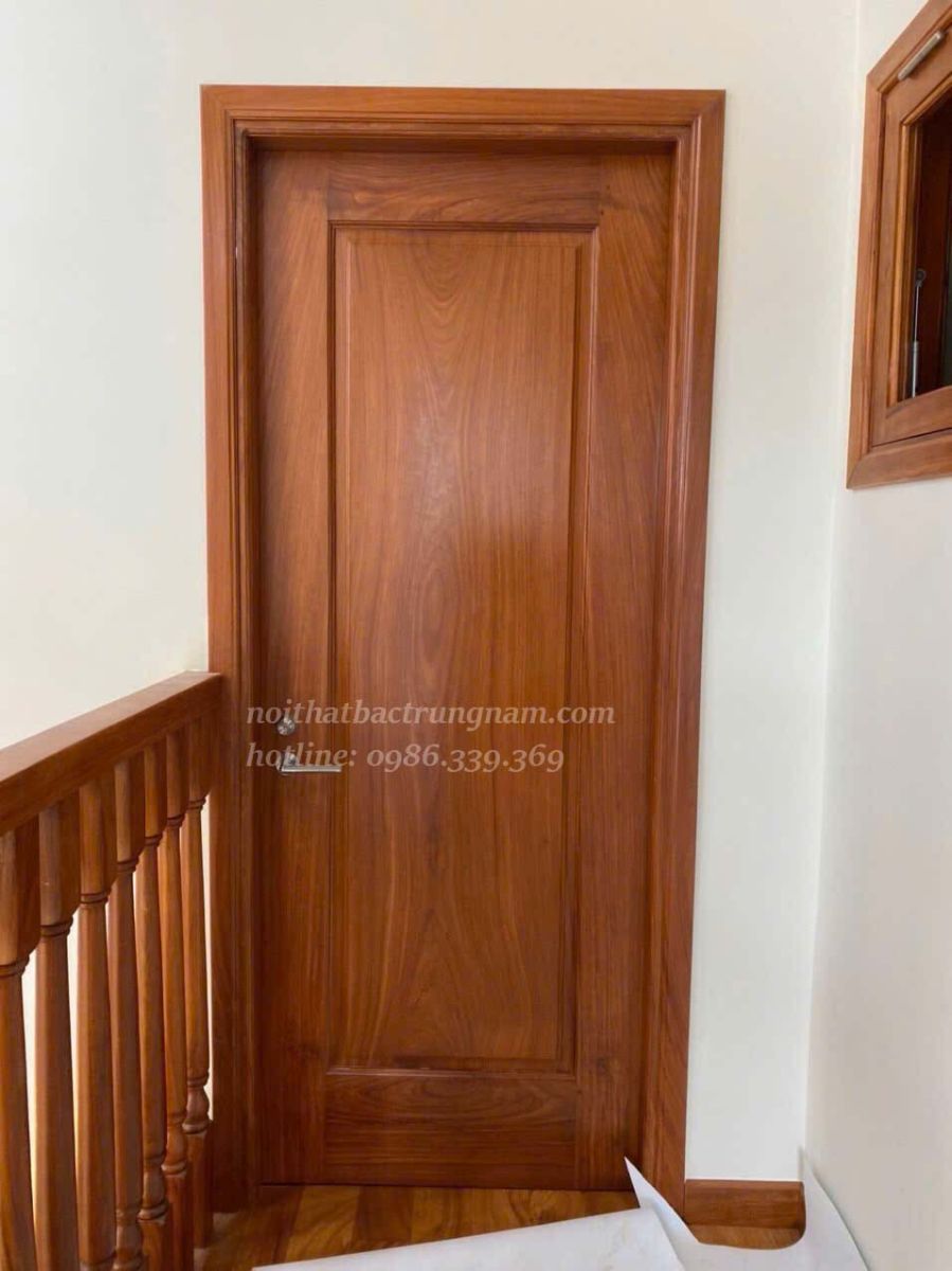 Mẫu cửa phòng CP17GD gỗ gõ đỏ