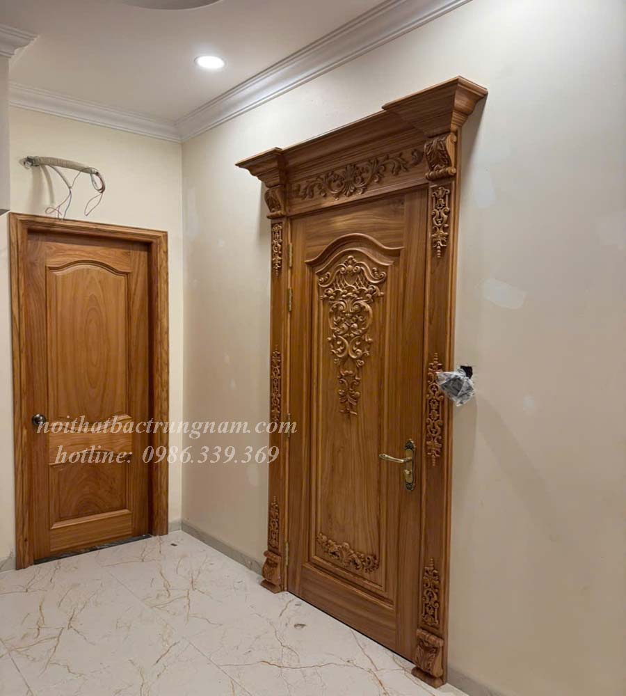 Mẫu cửa phòng tân cổ điển gỗ gõ đỏ CP26GD