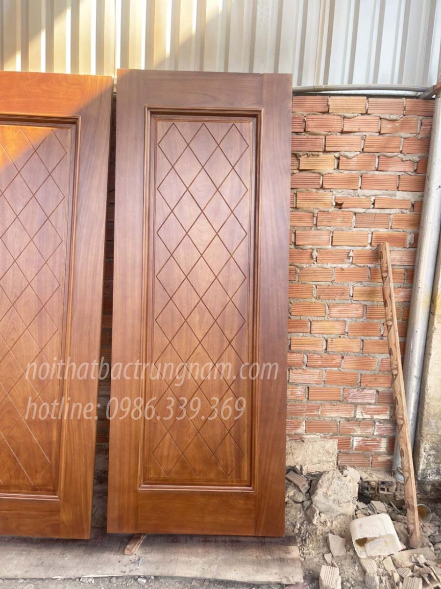 Bộ cửa phòng tân cổ điển CP16GD anh Mạnh Cityland