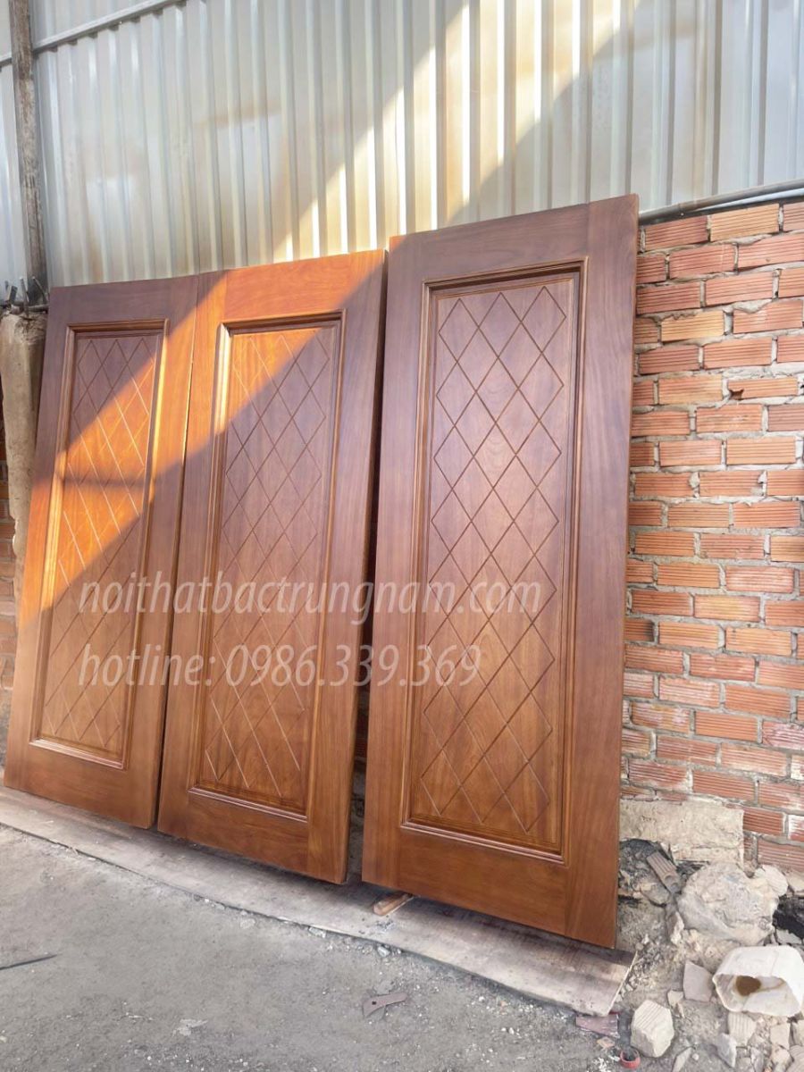 Bộ cửa phòng tân cổ điển CP16GD anh Mạnh Cityland