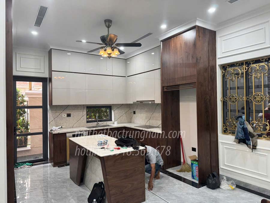 thi công mẫu tủ bếp hiện đại