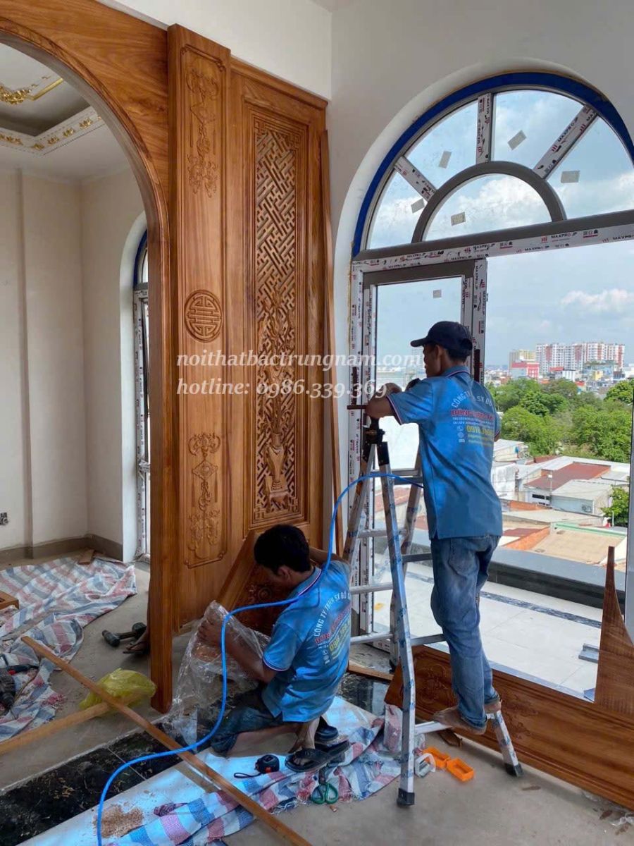 Thi công nội thất phòng thờ gỗ gõ đỏ nhà anh Thân Q12
